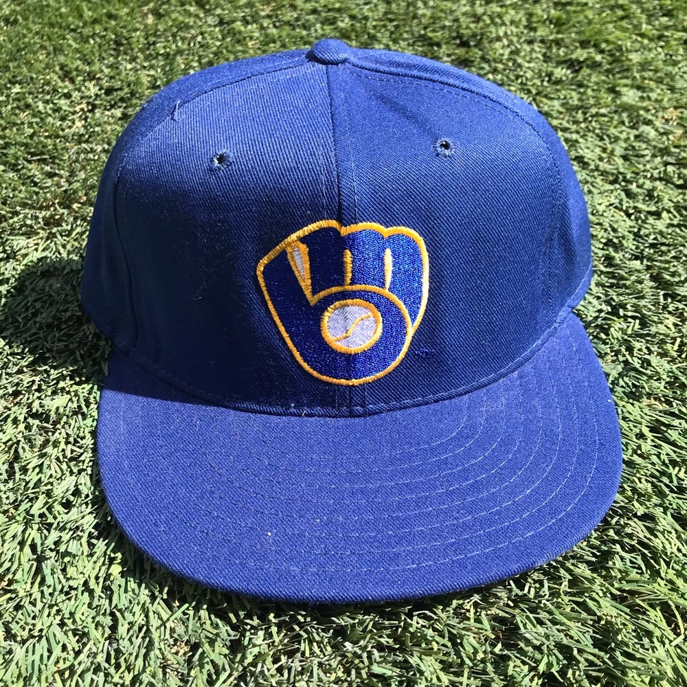 Vintage Milwaukee Brewers SnapBack MLB